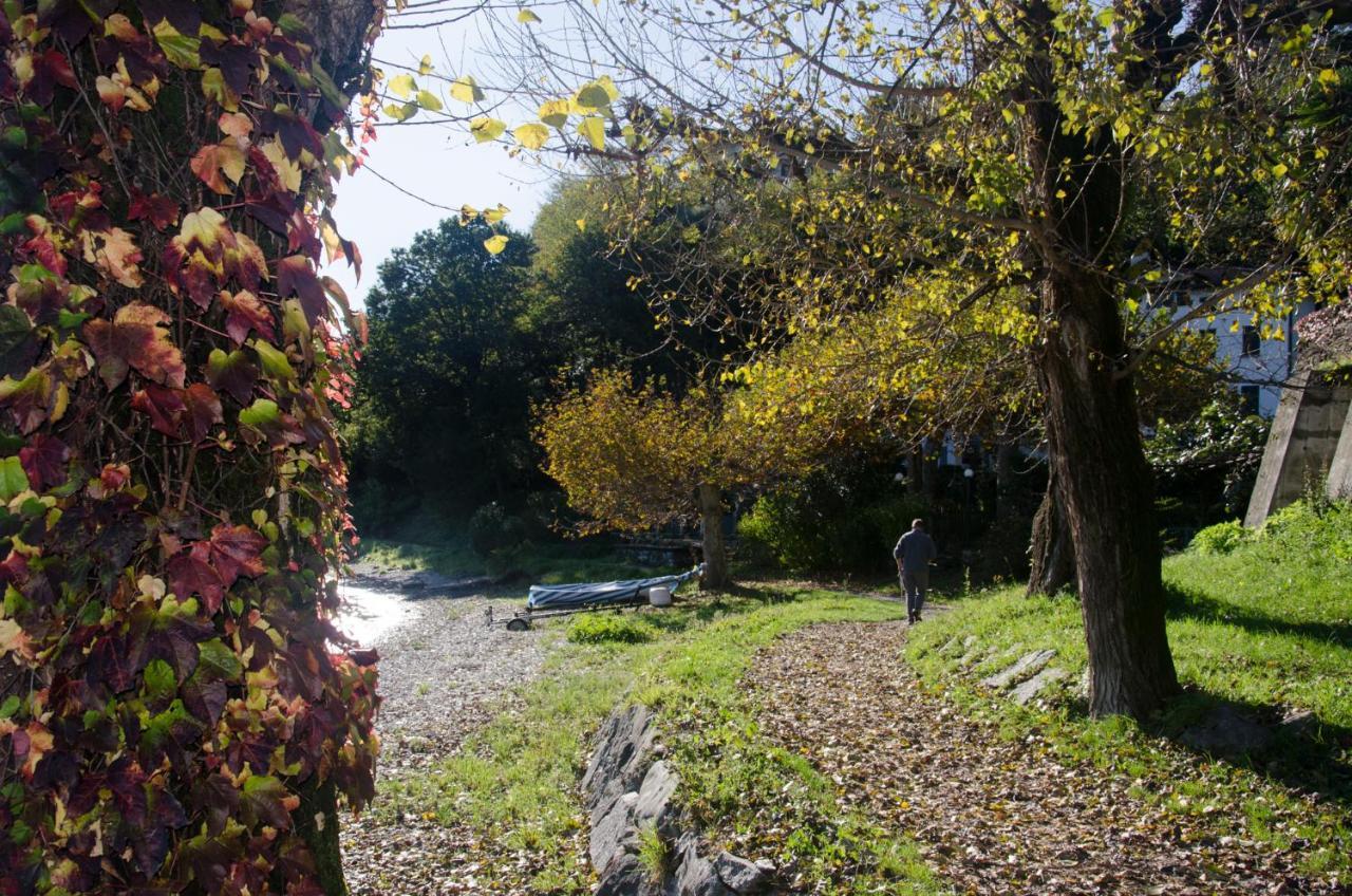 Anma Cottages The Secret Garden Pianello Del Lario المظهر الخارجي الصورة