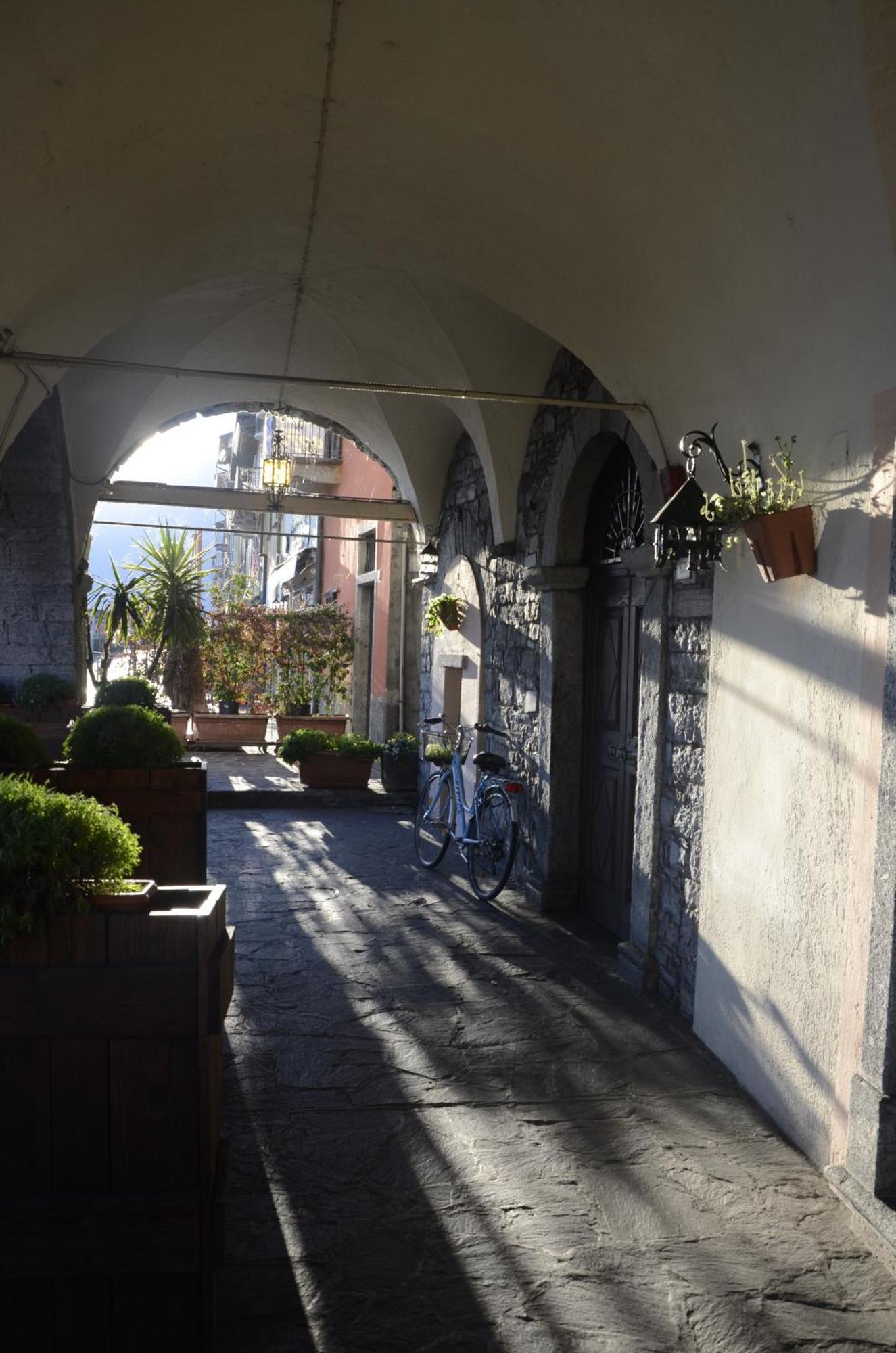 Anma Cottages The Secret Garden Pianello Del Lario المظهر الخارجي الصورة